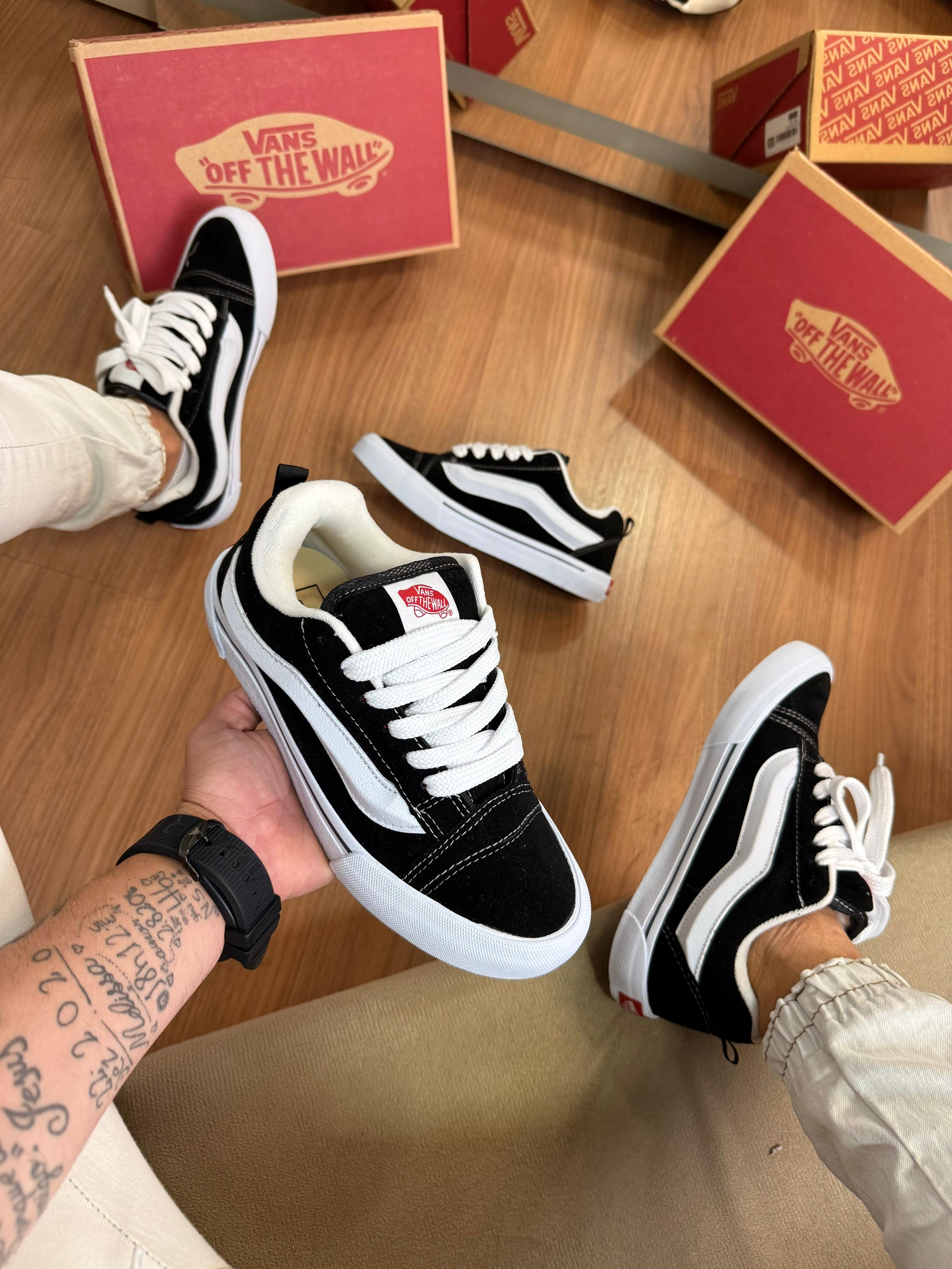 Tênis Vans KNU Preto Branco – Linha Premium