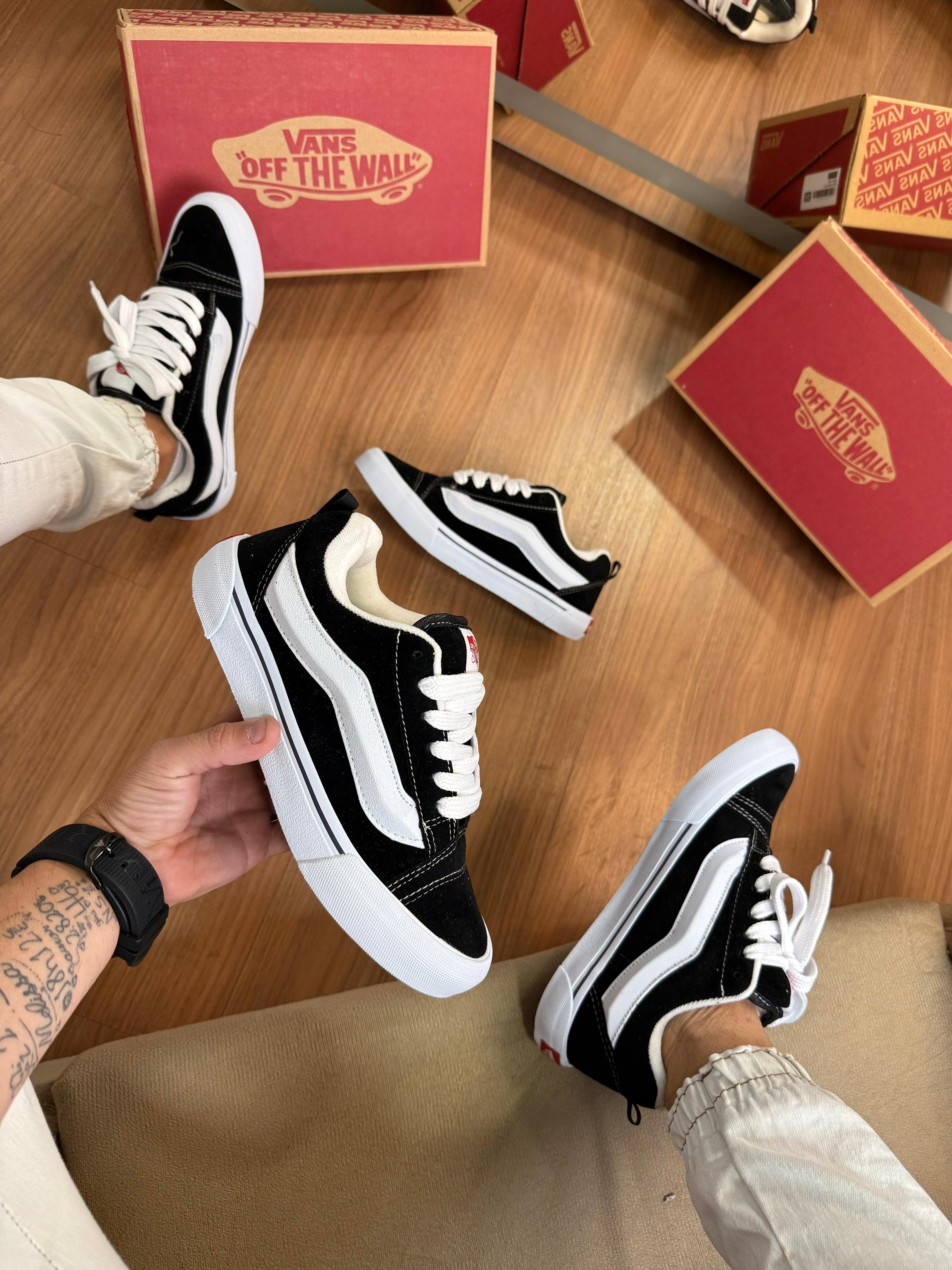 Tênis Vans KNU Preto Branco – Linha Premium