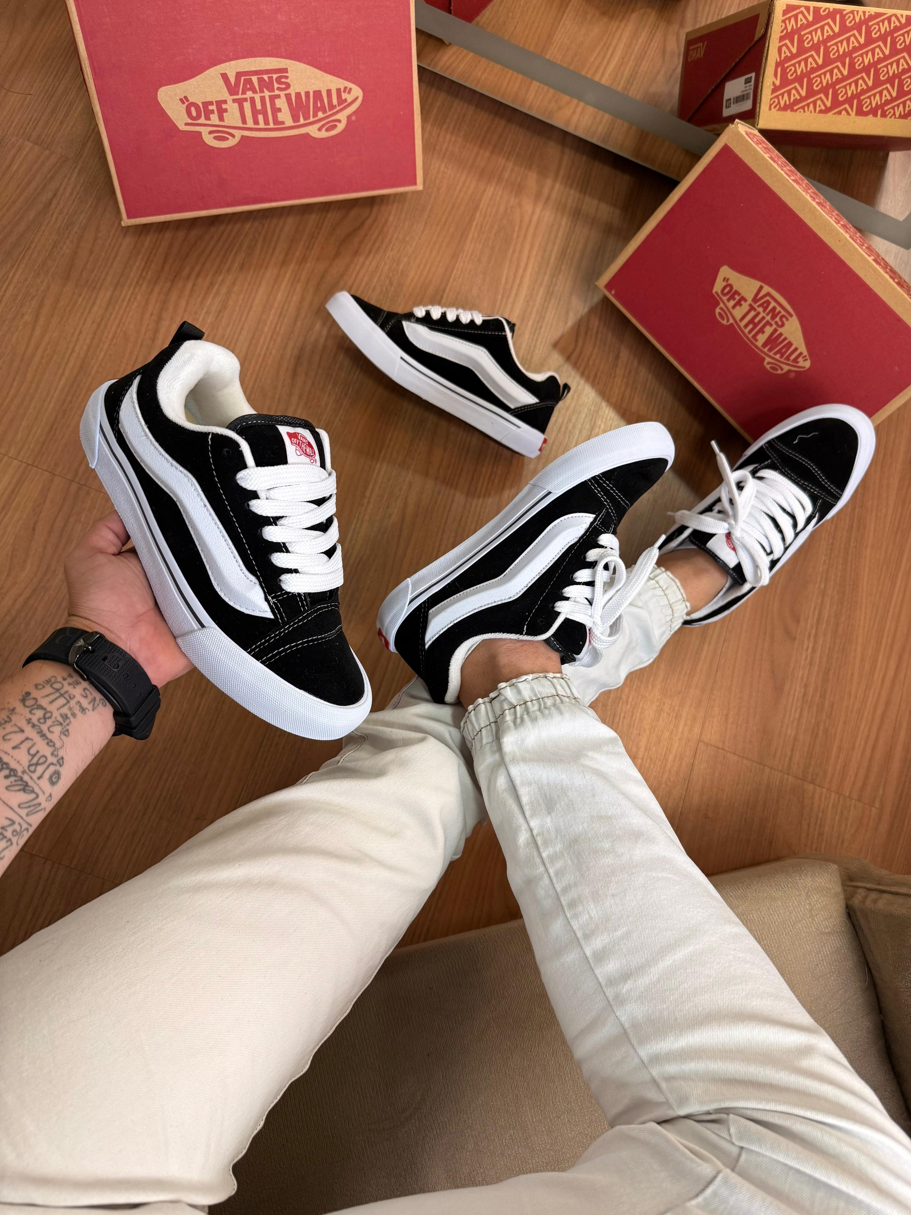 Tênis Vans KNU Preto Branco – Linha Premium