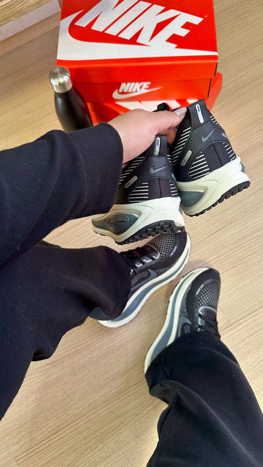 Nike Vomero 18 Preto– Linha Premium