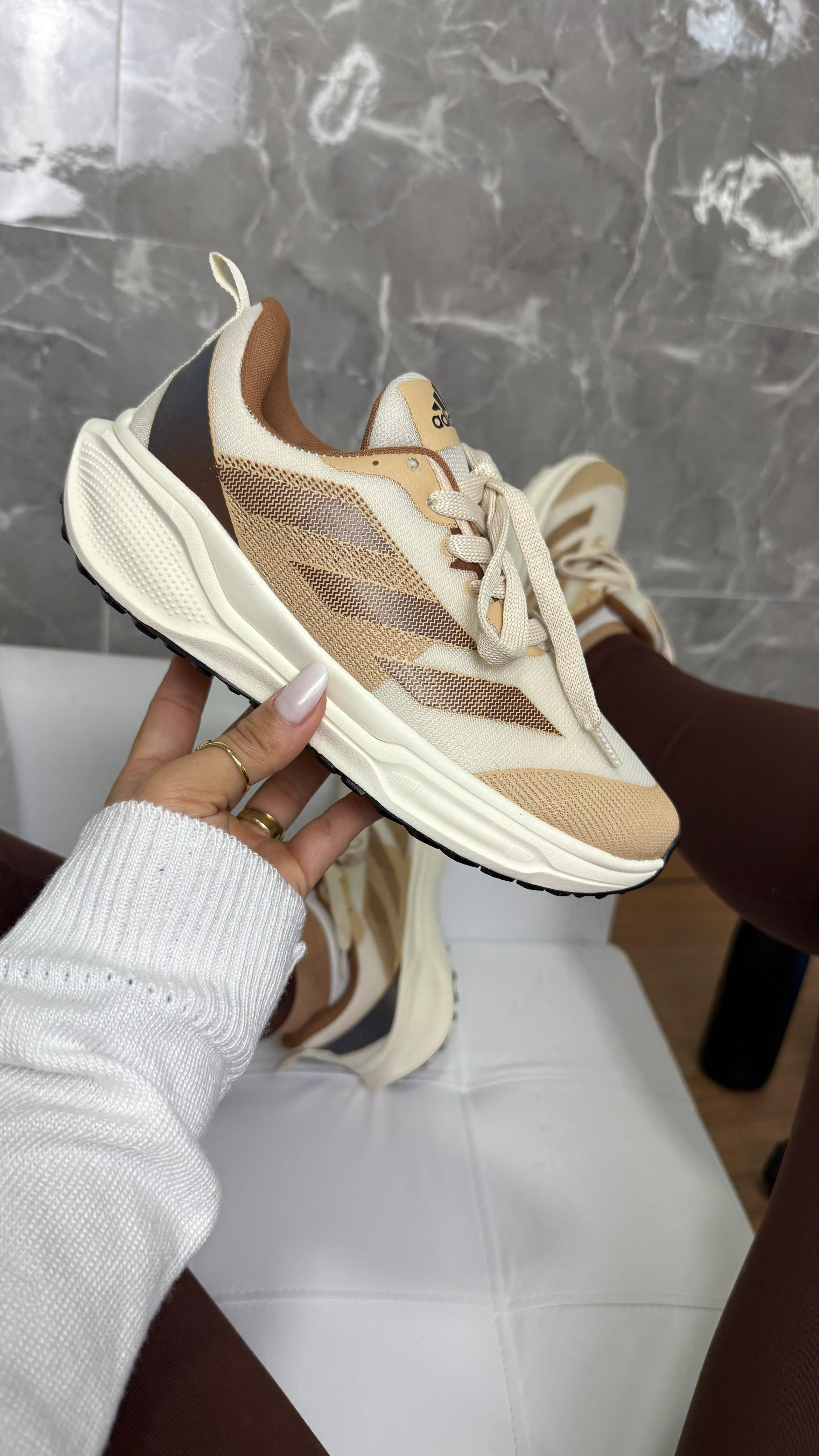 Adidas Adizero Boston 12 – Linha Premium