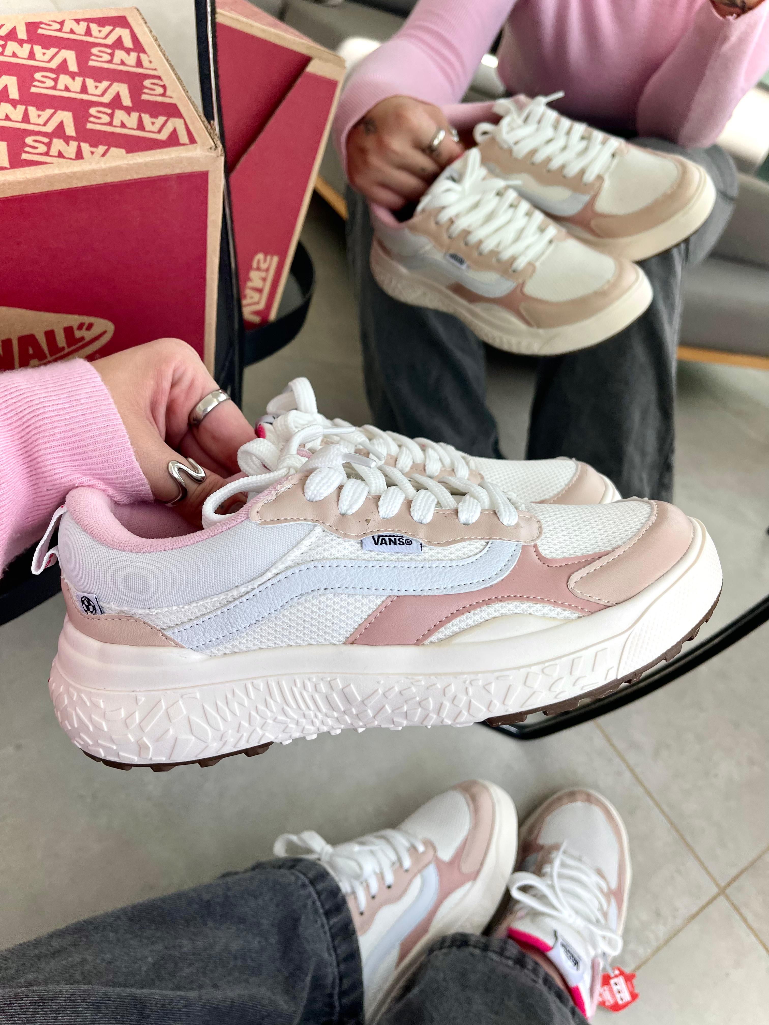 Tênis Vans Ultrarange Neo VR3