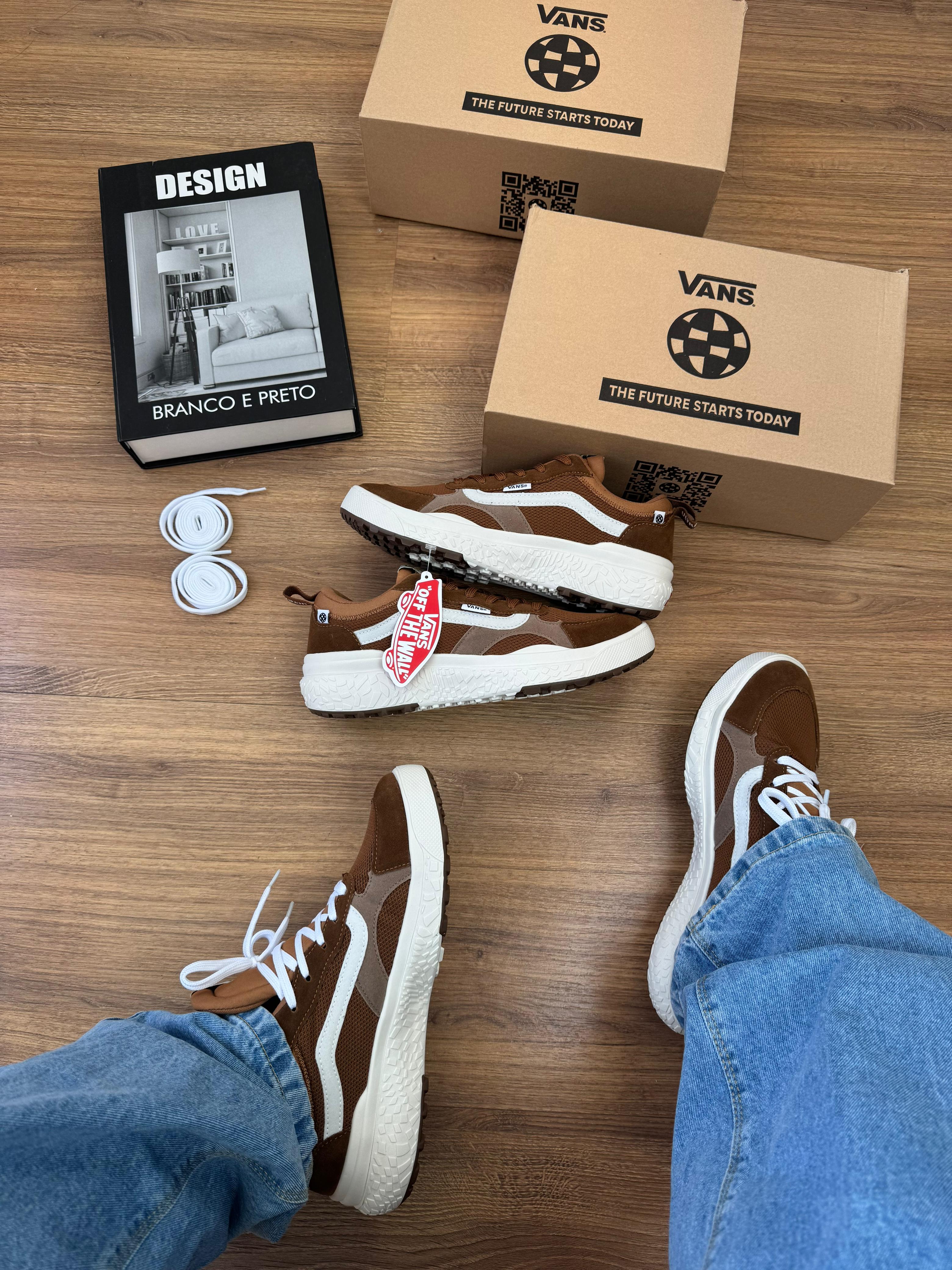 Tênis Vans Ultrarange Neo VR3 Marrom