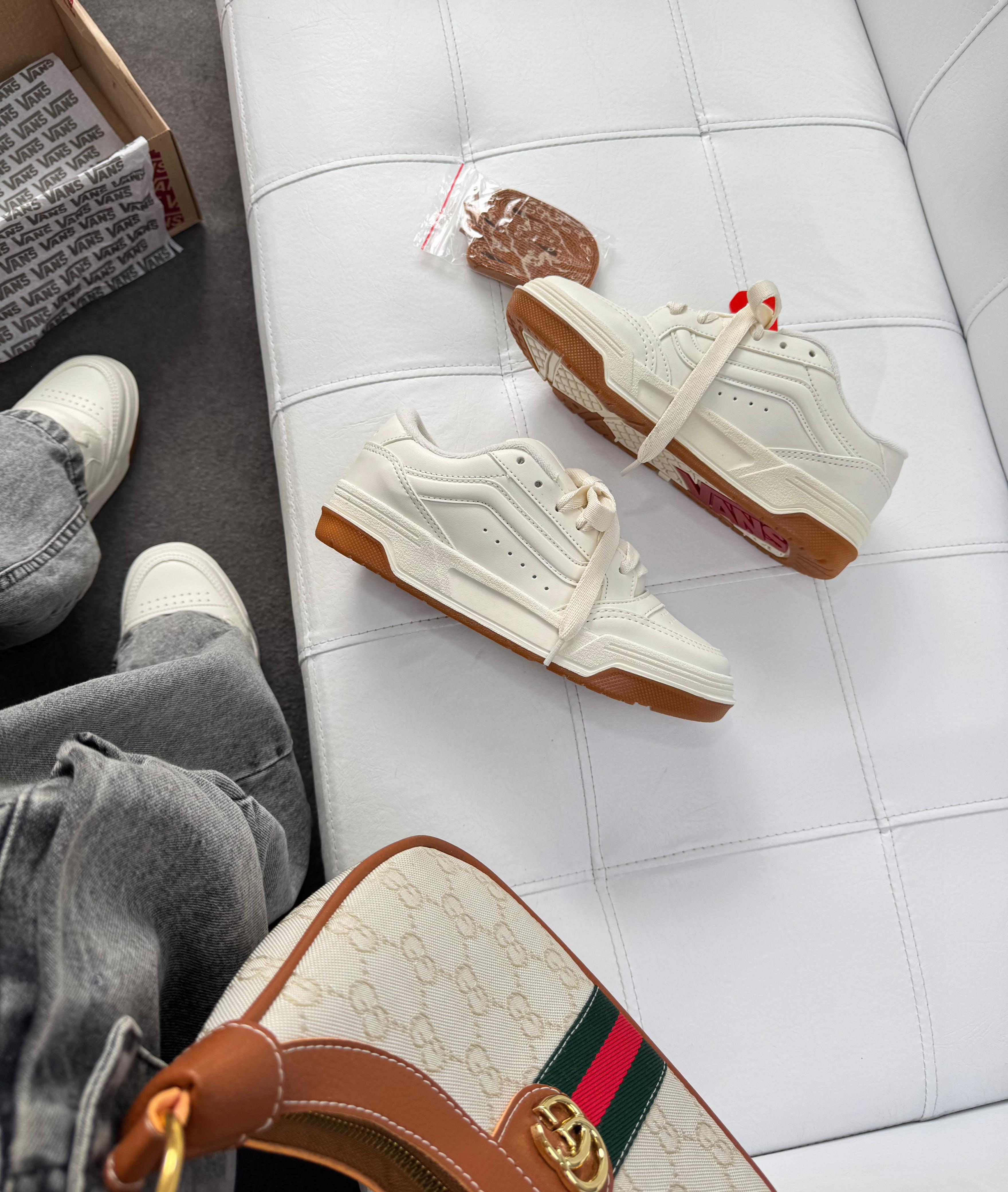 Tênis Vans Hylane Prime – Conforto, Estilo e Versatilidade em um Só Modelo