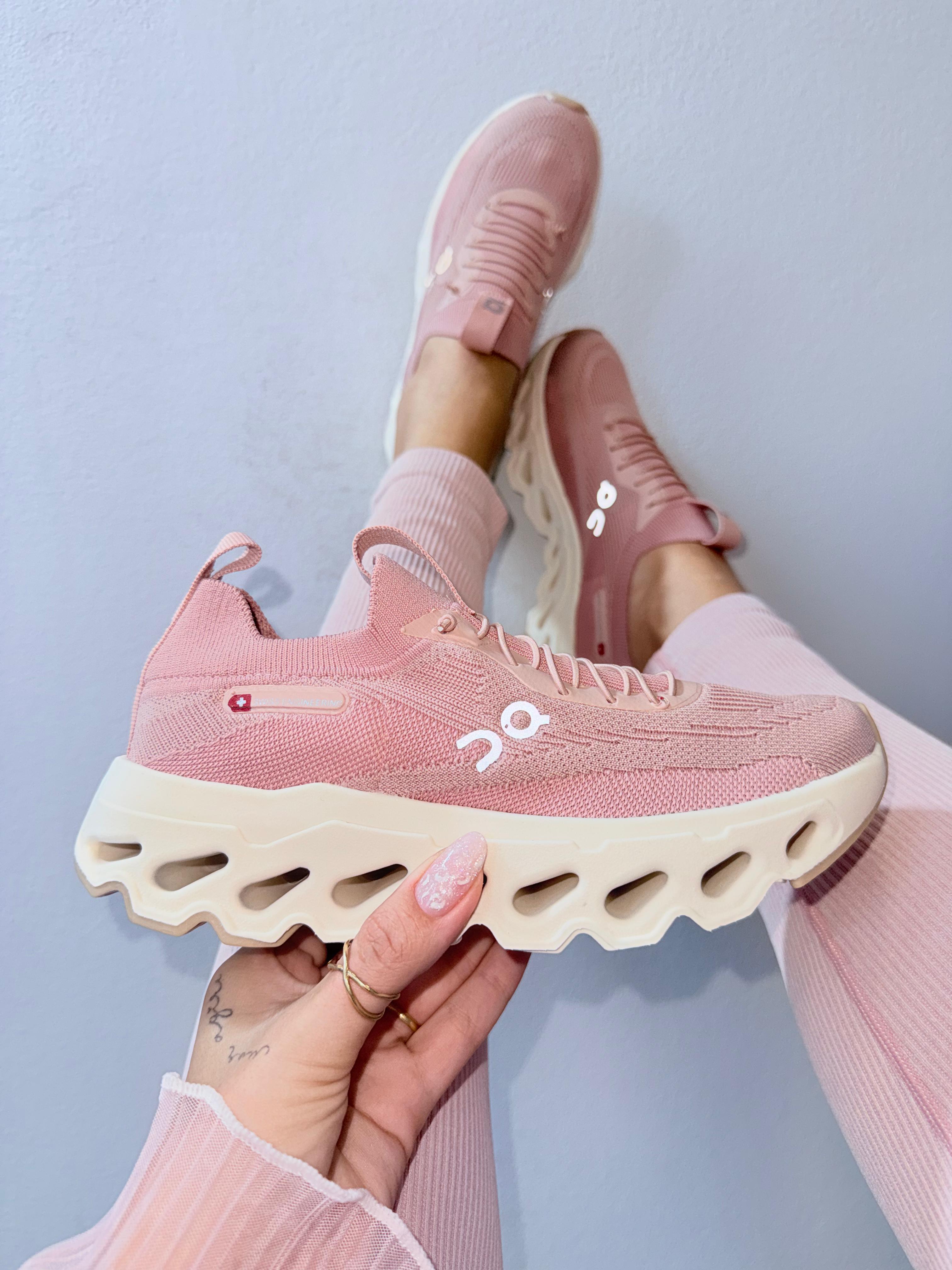 Tênis On Cloudtilt Running