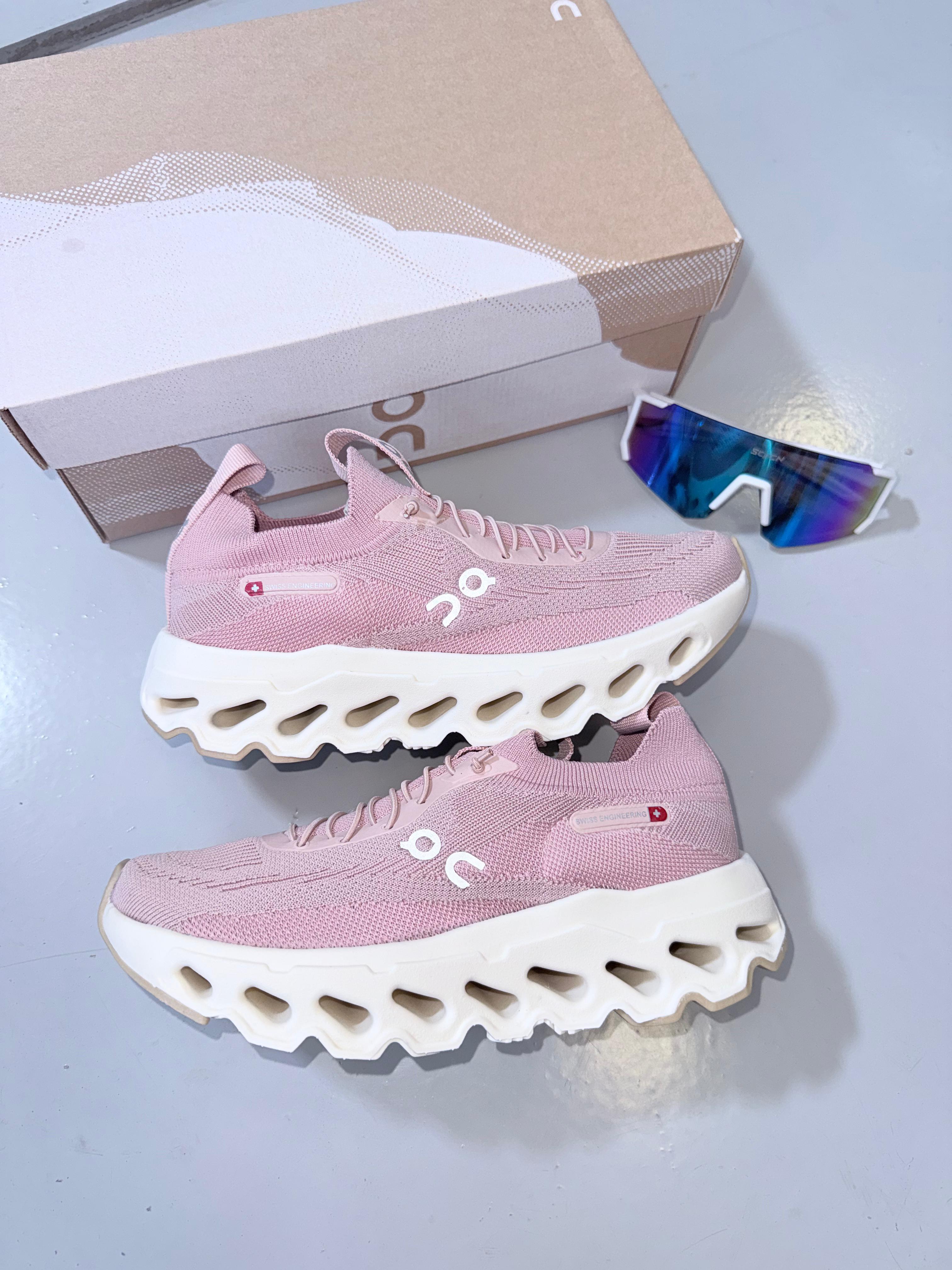 Tênis On Cloudtilt Running