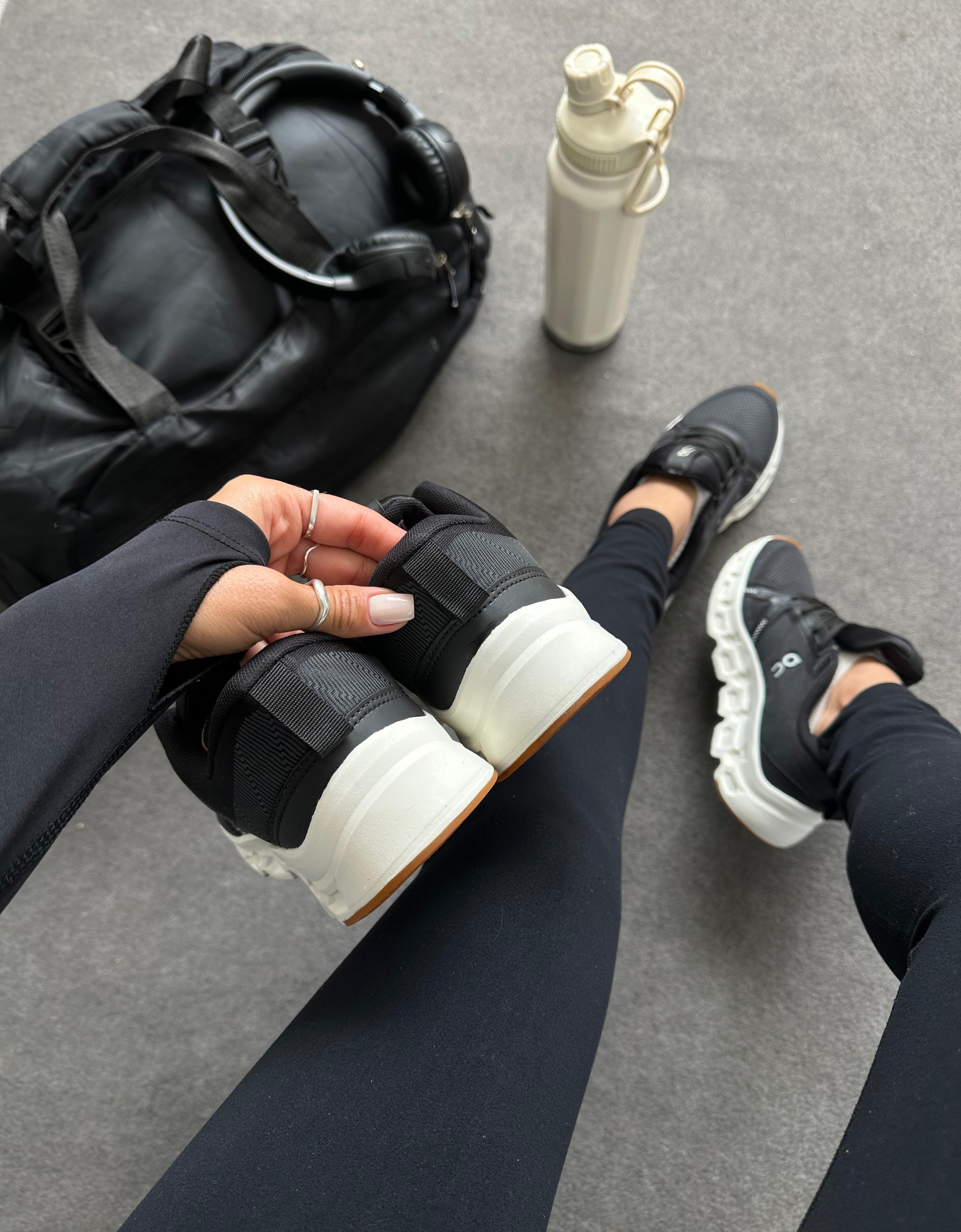 Tênis On Cloud Surfer Max – Linha Premium