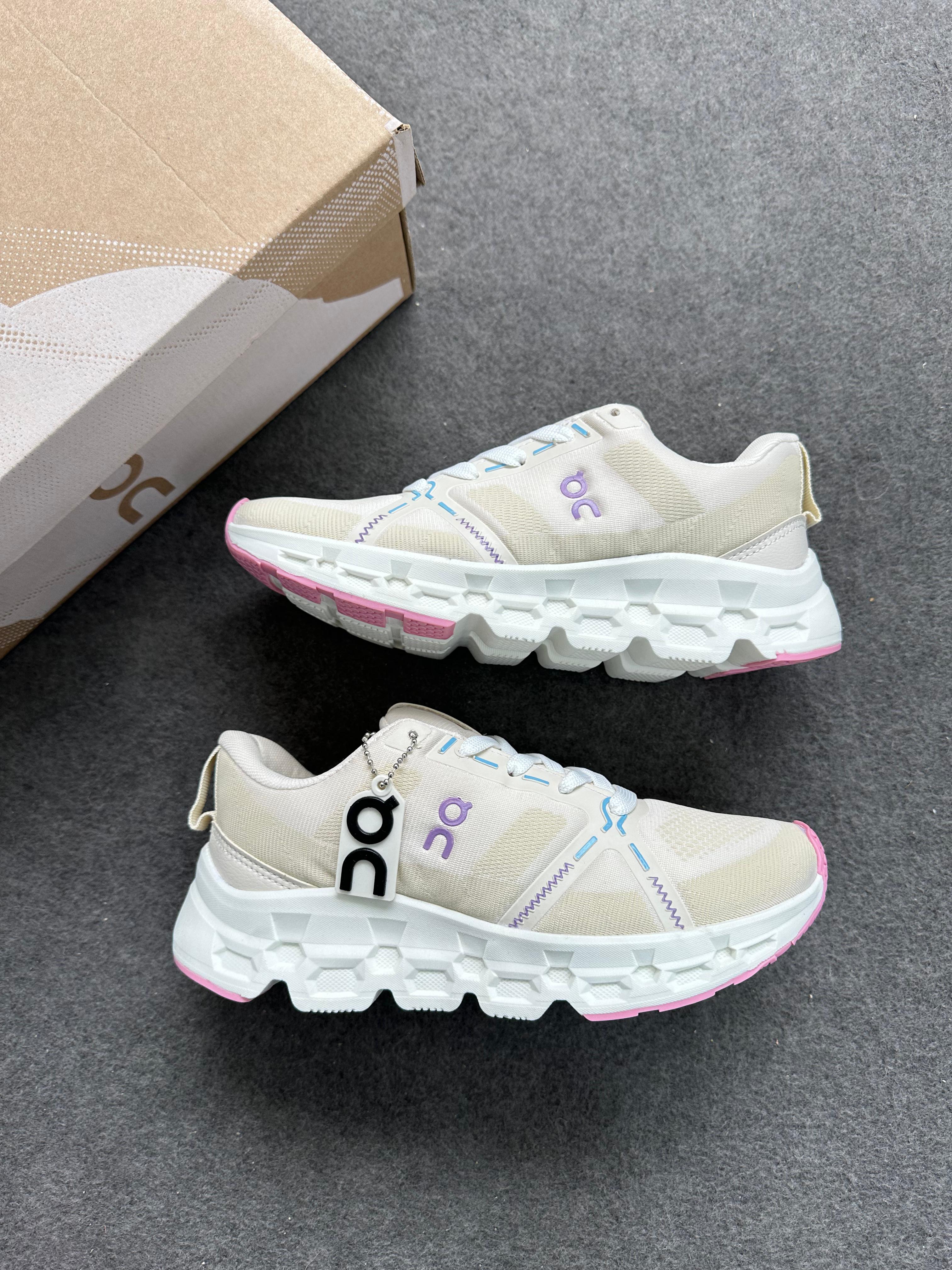 Tênis On Cloud Surfer Max