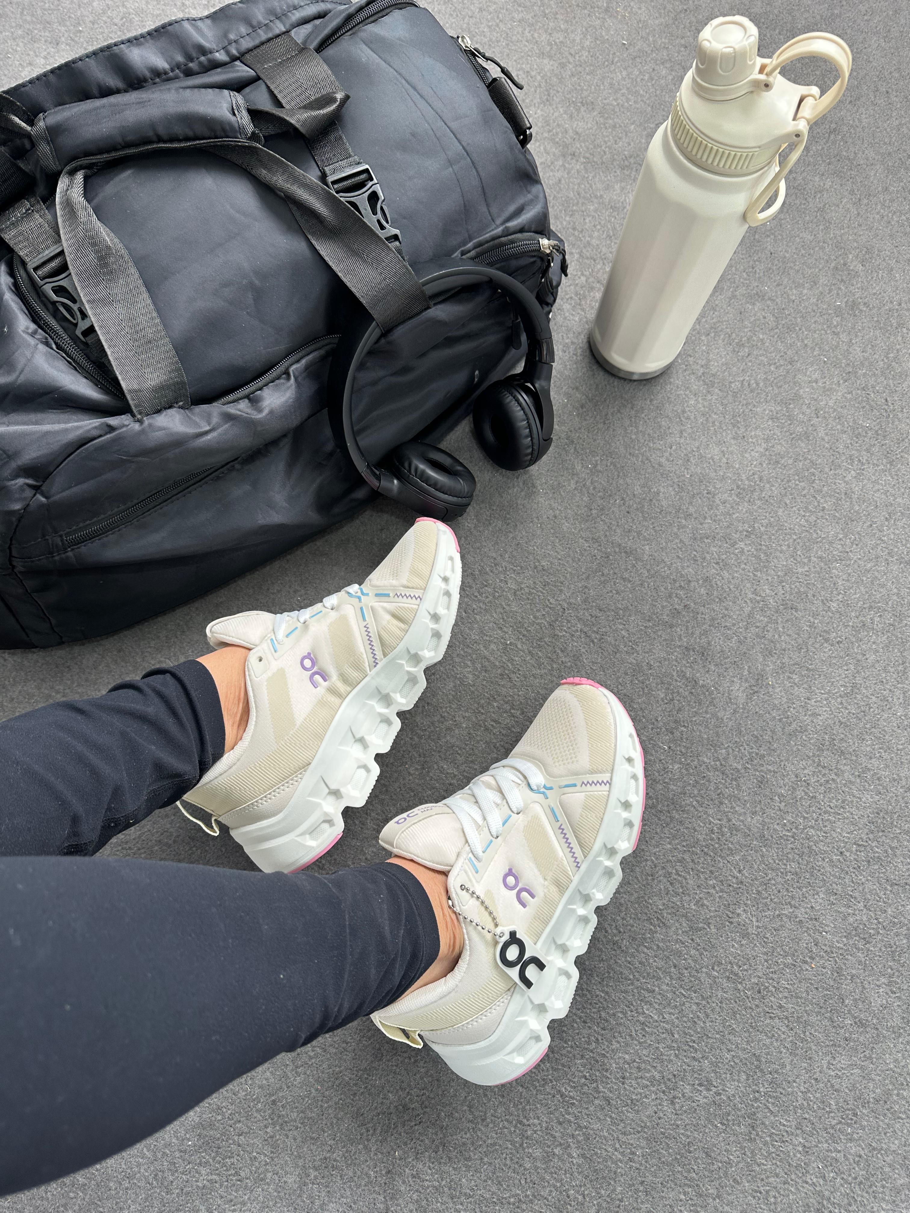 Tênis On Cloud Surfer Max