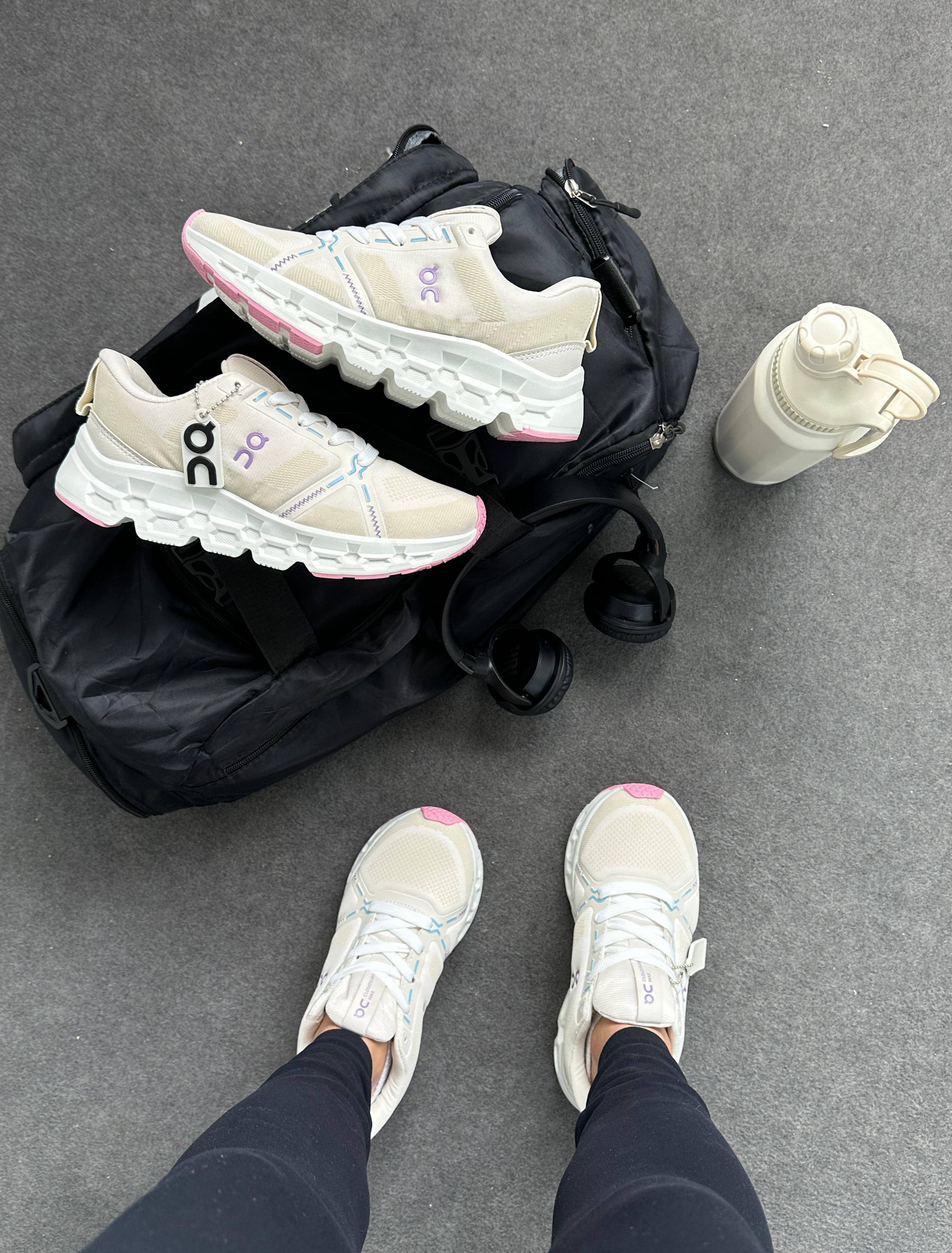 Tênis On Cloud Surfer Max