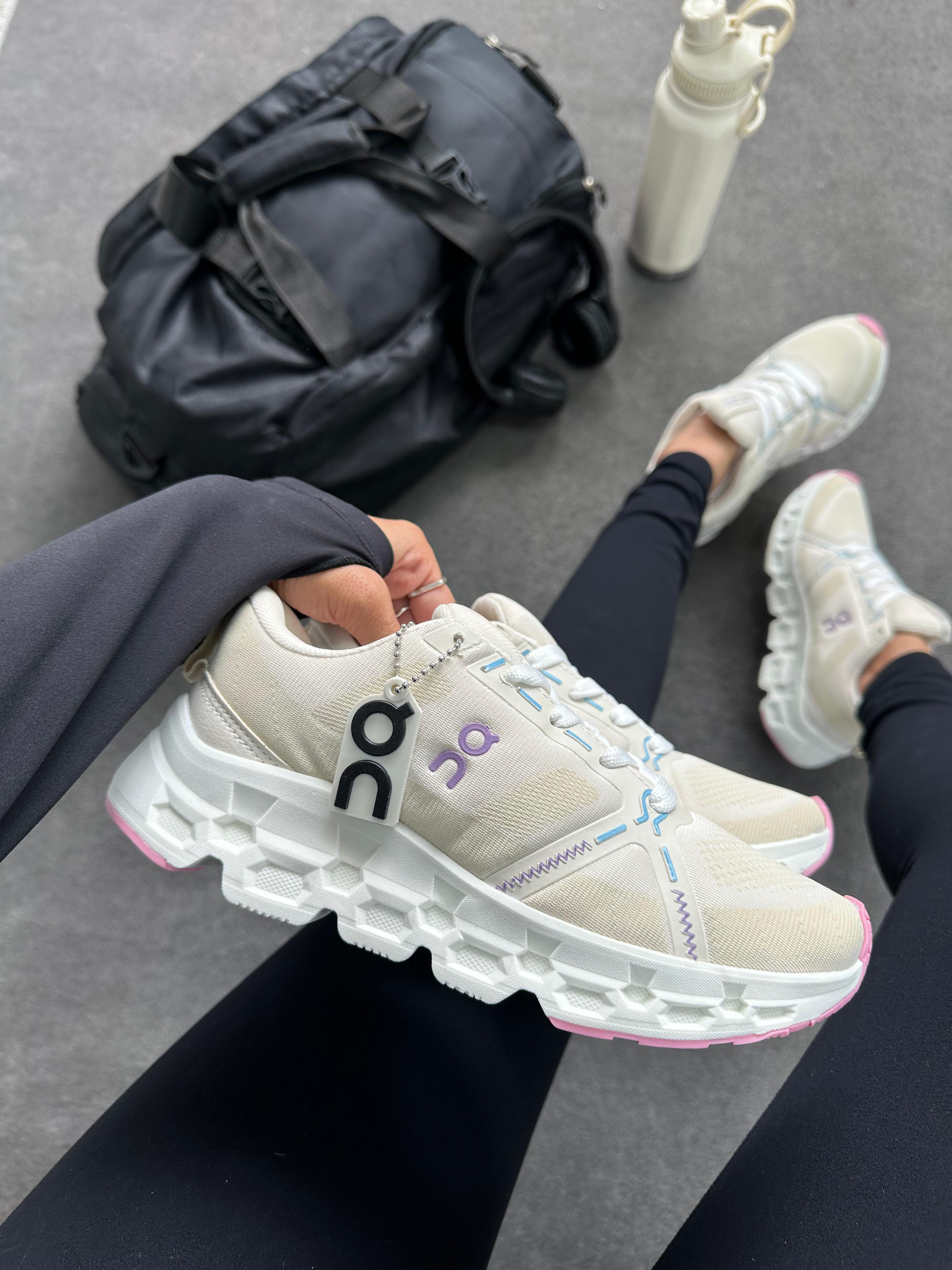 Tênis On Cloud Surfer Max