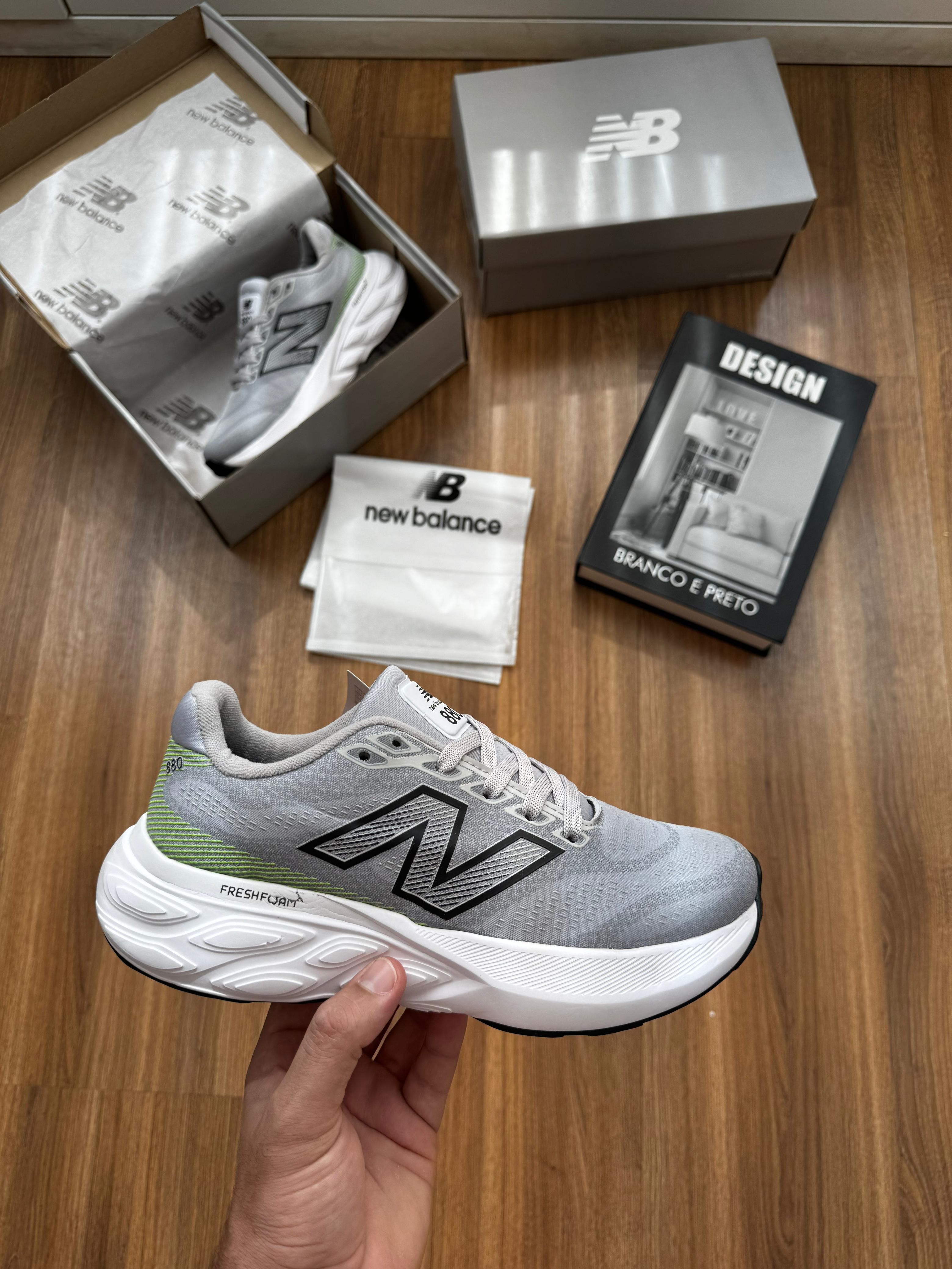 Tênis New Balance Fresh Foam 88
