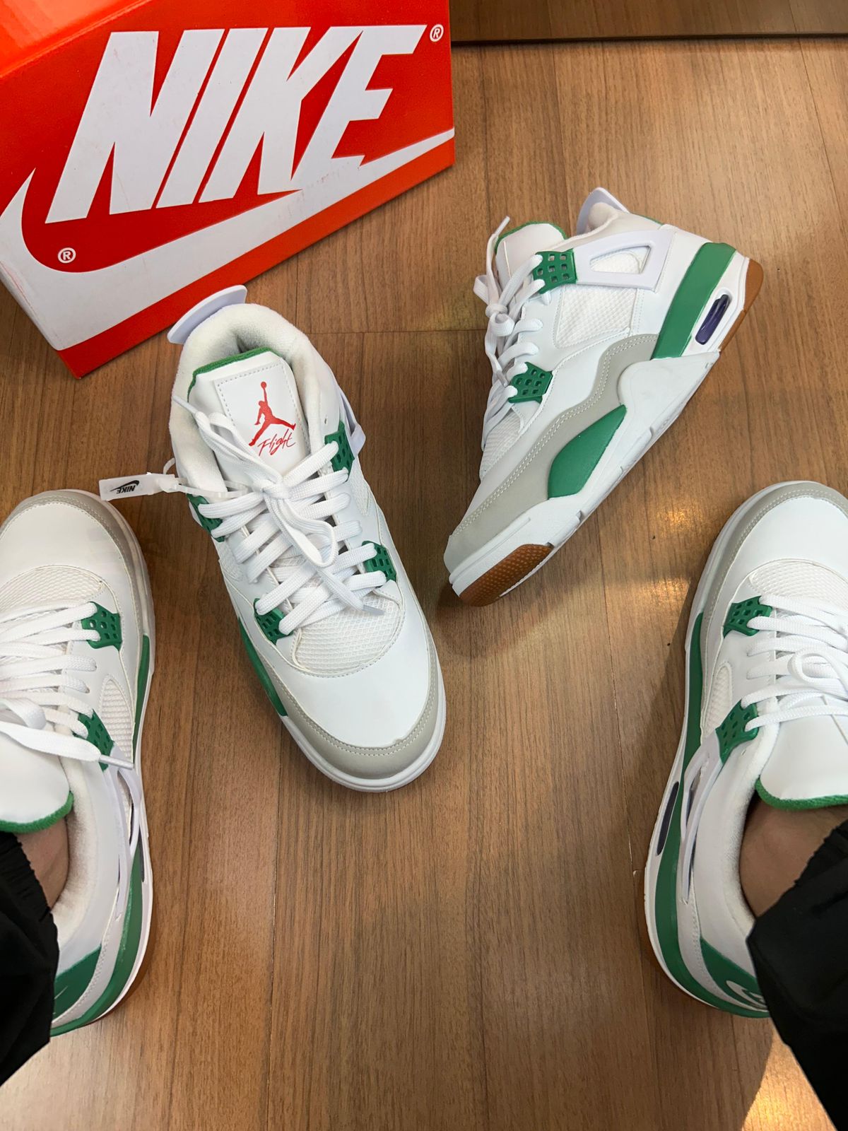 Tênis Nike Jordan 4 Verde