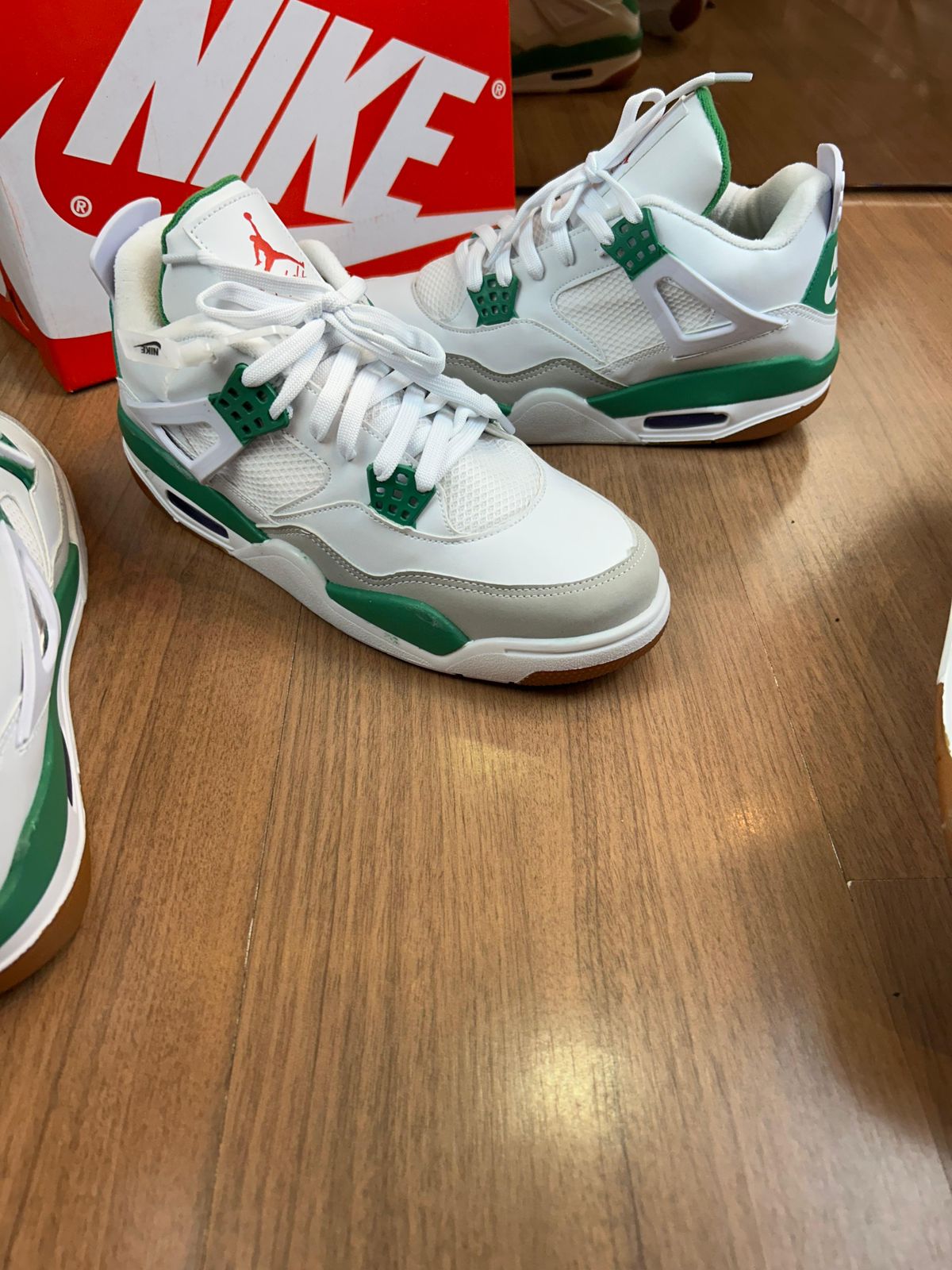 Tênis Nike Jordan 4 Verde