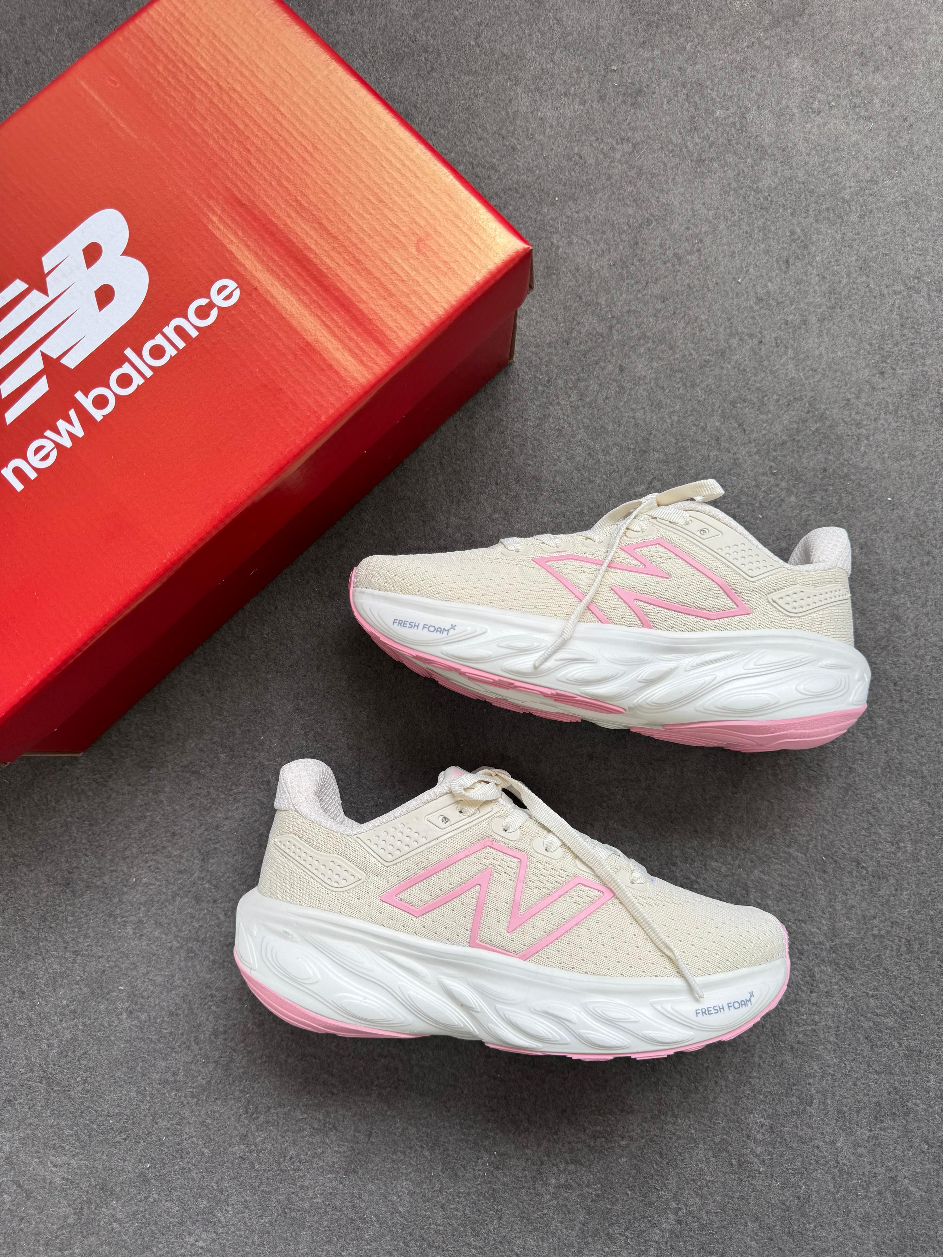Tênis New Balance 1080 Rosa
