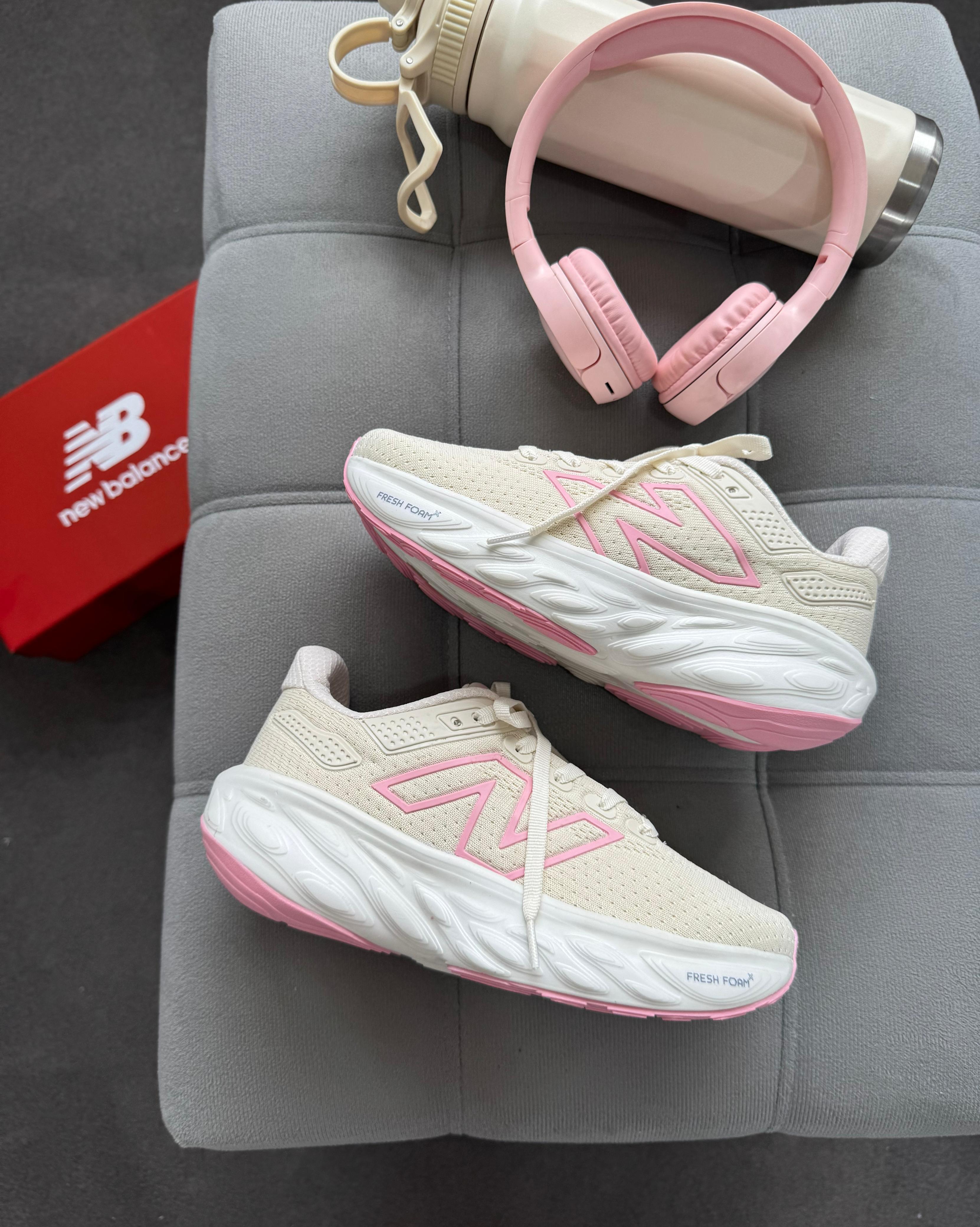 Tênis New Balance 1080 Rosa